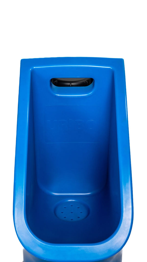 zicht aan de binnenkant van de easy peezy mobiele urinoir met logo